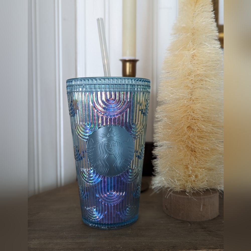 Starbucks 2022 Iridescent Mermaid Grande Tumbler